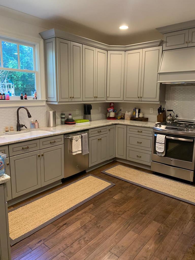 Kitchen after cleaning by Ella'z Cleaning