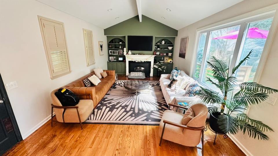 Living Room after cleaning by Ella'z Cleaning