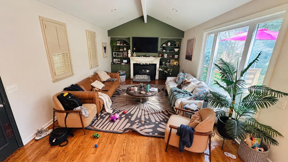 Living Room before cleaning